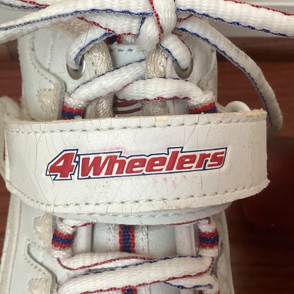 Skechers 4 Wheelers Sneaker Roller Skates - Size 7.5 - Picture 7 of 15